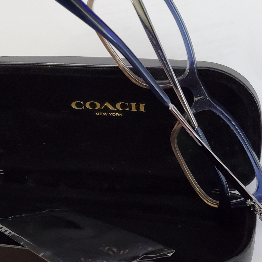 Coach Women Glasses - Picture 2 of 4